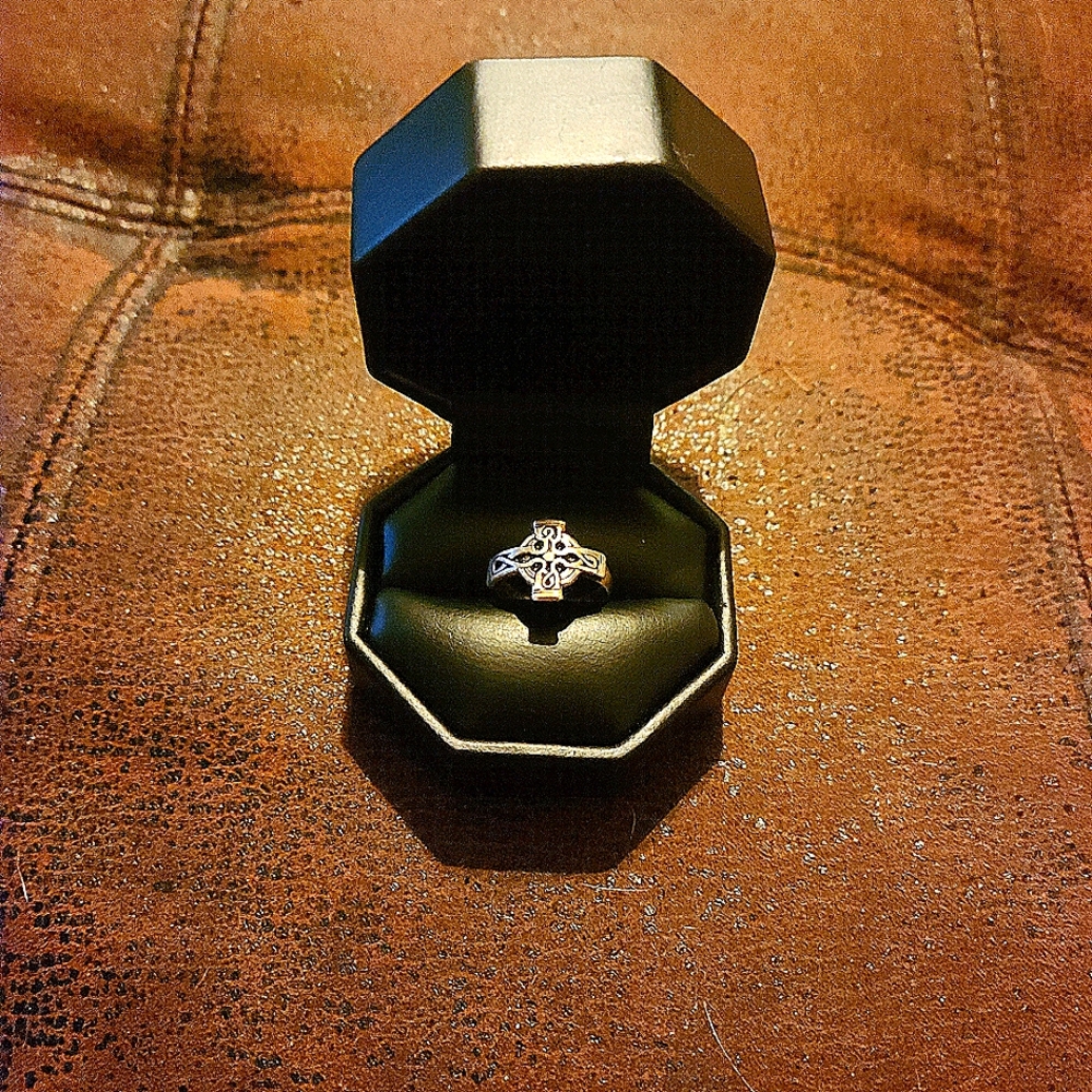 Vintage Sterling Silver ring, Celtic Cross sz 5